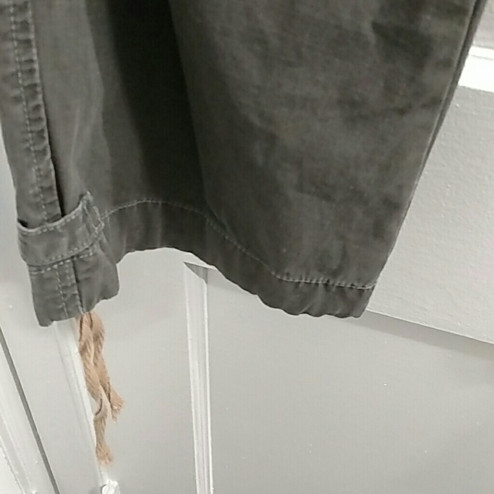 Yanuk Grey Pants - Picture 2 of 3